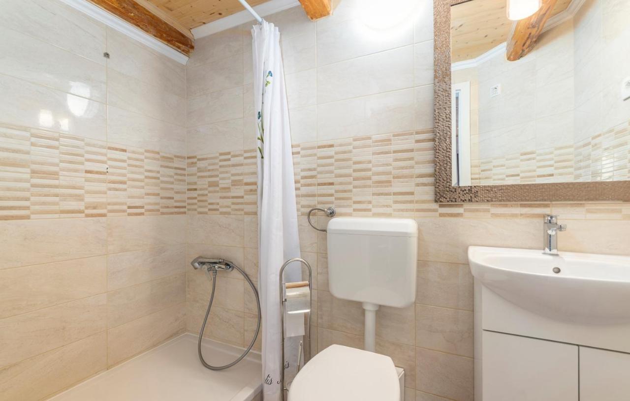 Hotel House Peresiji Chambre photo