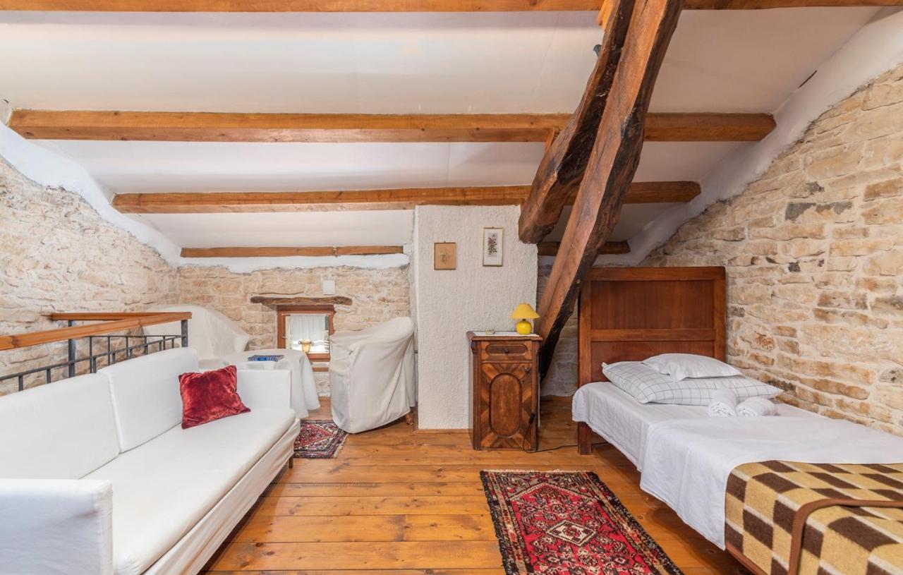 Hotel House Peresiji Chambre photo