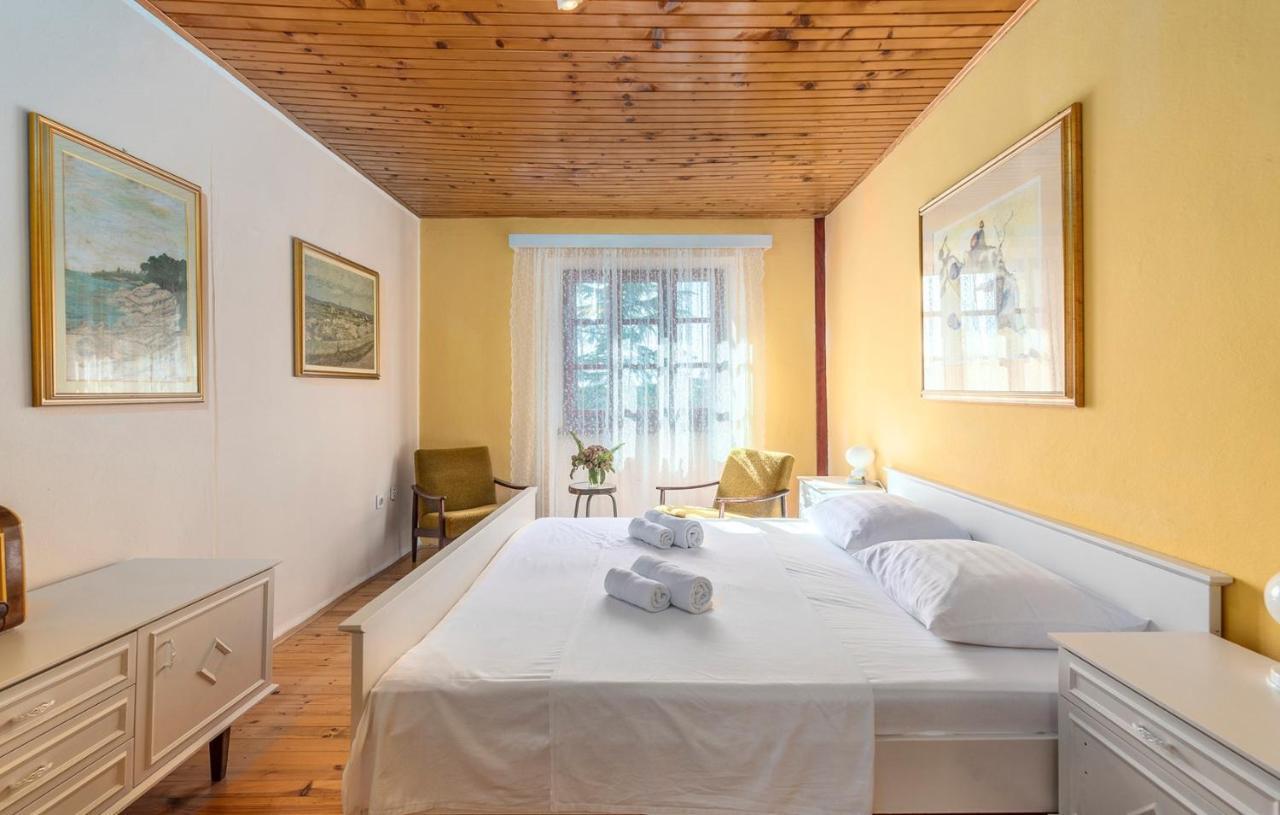Hotel House Peresiji Chambre photo