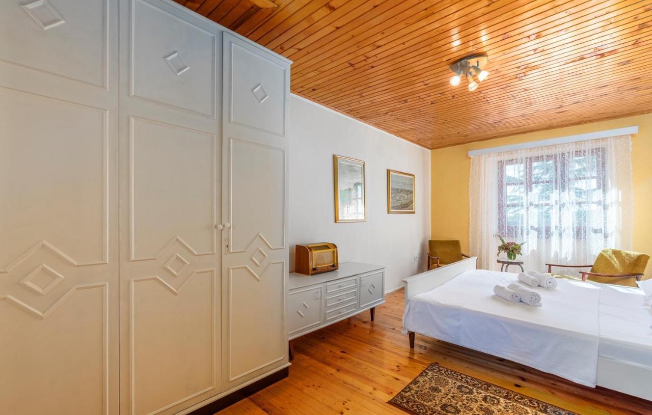 Hotel House Peresiji Chambre photo