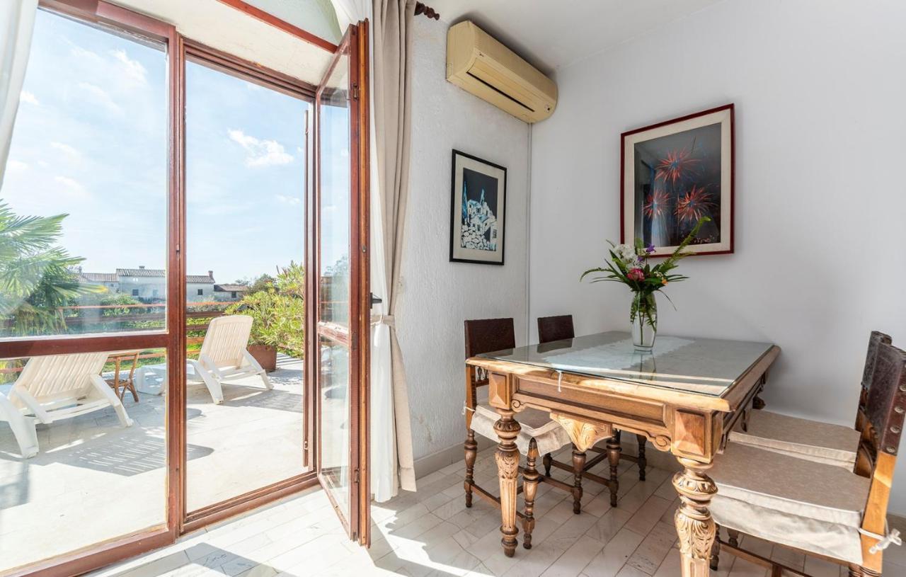 Hotel House Peresiji Chambre photo