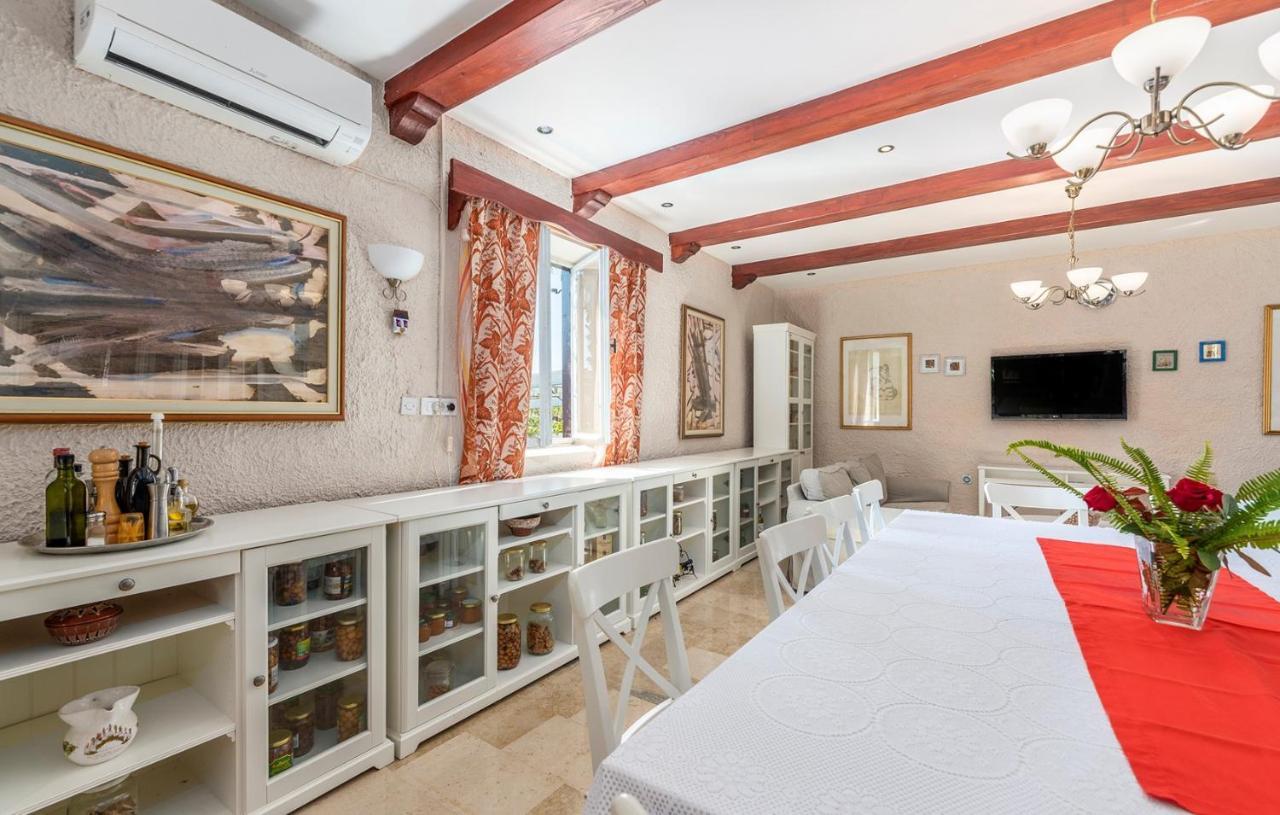 Hotel House Peresiji Chambre photo